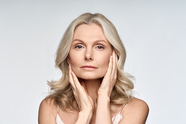 Lifting, tightening, skin tightening, face lift, HIFU treatment, Anti aging, anti aging treatment